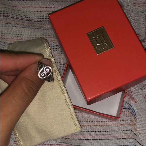 James Avery Spanish Swirl Ring - Picture 1 of 2